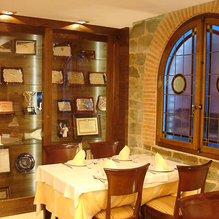 Hotel Restaurante La Peseta Astorga Dış mekan fotoğraf